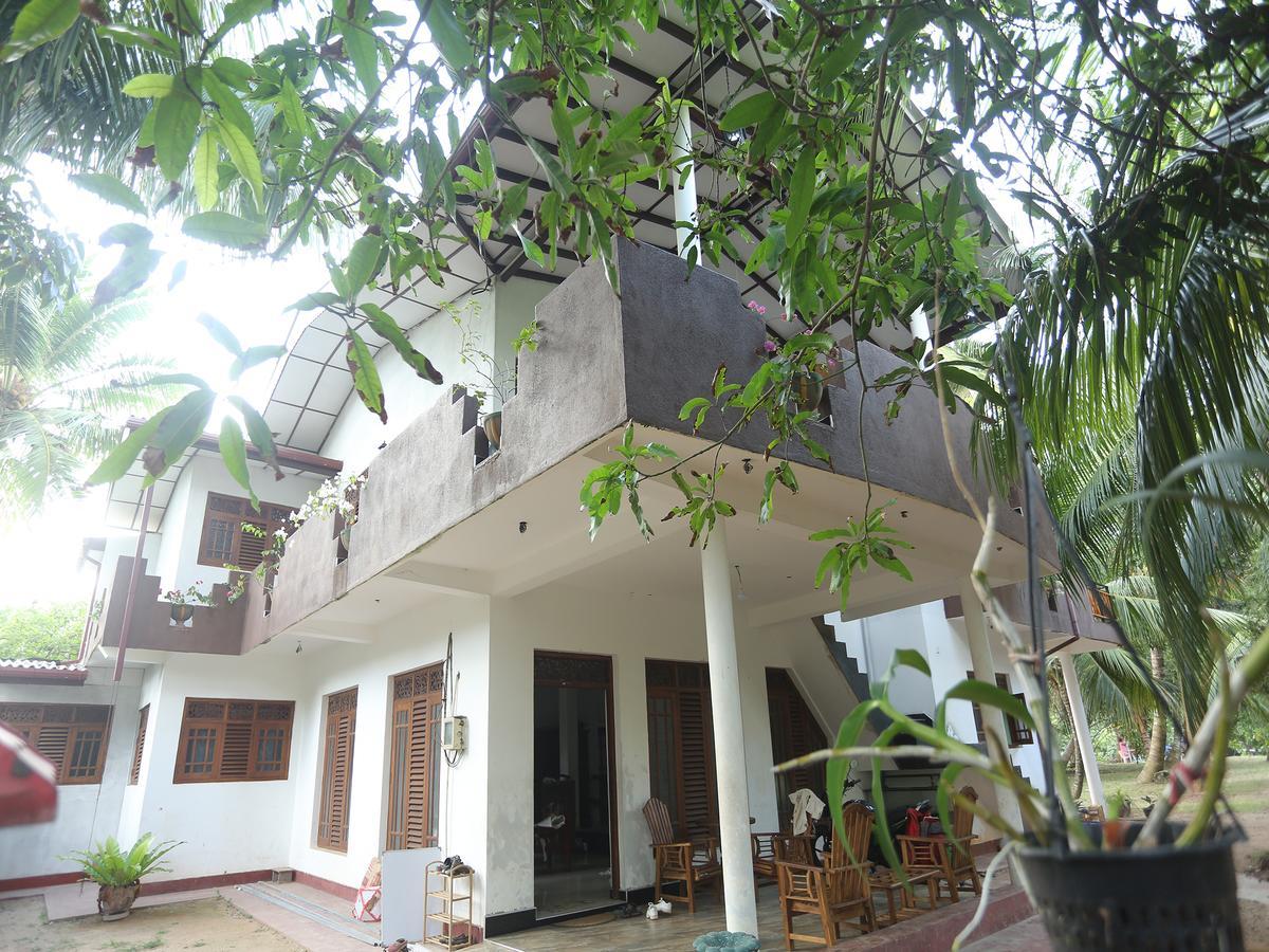 Windy Garden Bed & Breakfast Galle Exterior photo